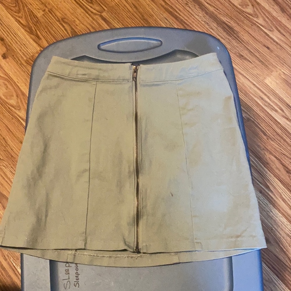 Army green skirt size small worn twice no longer fits me